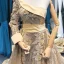 Glitzernden Gold Pailletten Roter Teppich Abendkleider 2023 A Linie One-Shoulder Lange Ärmel Stoffgürtel Applikationen Blumen Perlenstickerei Kapelle-Schleppe Rüschen Rückenfreies