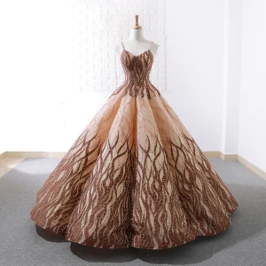 Luksus Gull Brun Dancing Ballkjoler 2023 Ballkjole Spaghettistropper Uten Ermer Appliques Blonder Beading Perle Lange Buste Ryggløse