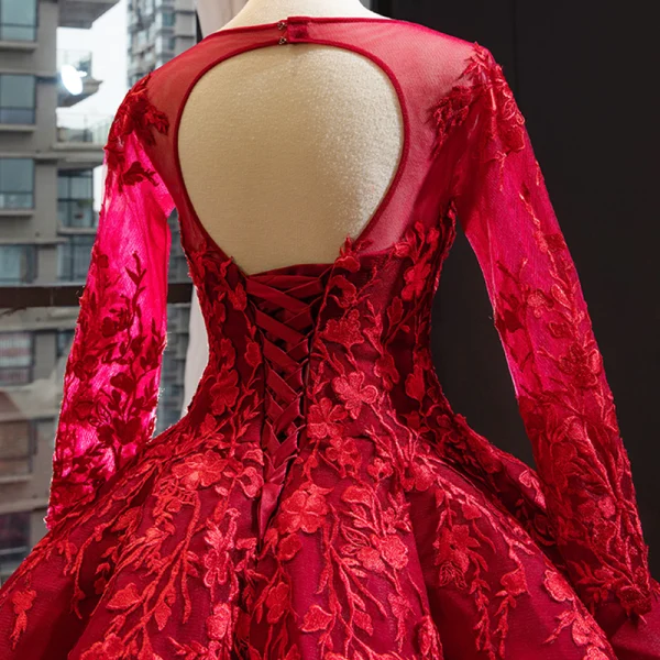 Luxury / Gorgeous Red Bridal Wedding Dresses 2023 Ball Gown See-through Scoop Neck Long Sleeve Backless Heart-shaped Flower Appliques Lace Chapel Train Ruffle
