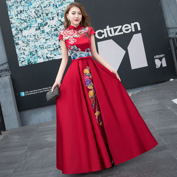 Chinese style Burgundy See-through Evening Dresses 2018 A-Line / Princess High Neck Short Sleeve Embroidered Bow Sash Floor-Length / Long Ruffle Backless Formal Dresses
