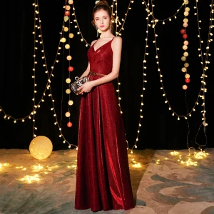 Bling Bling Bordeaux Robe De Soirée 2019 Princesse Bretelles Spaghetti Sans Manches Métal Ceinture Glitter Polyester Longue Volants Dos Nu Robe De Ceremonie