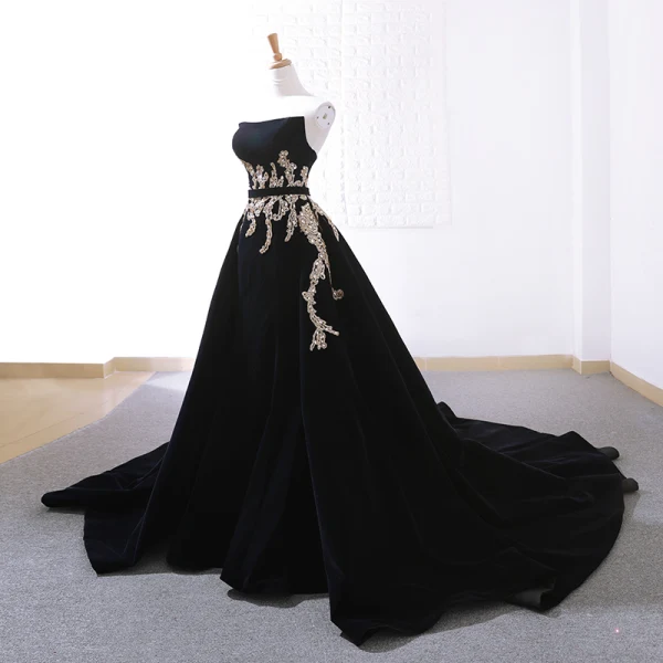Élégant Noire Daim Robe De Soirée 2018 Princesse Bustier Sans Manches Perlage Ceinture Chapel Train Volants Dos Nu Robe De Ceremonie
