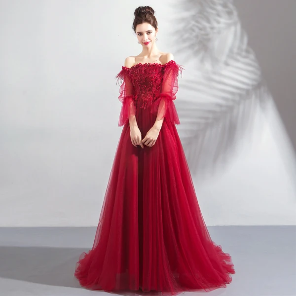 Glamour Bordeaux Robe De Soirée 2019 Princesse De l'épaule Gonflée Manches Longues Plumes Appliques En Dentelle Perlage Faux Diamant Longue Volants Dos Nu Robe De Ceremonie