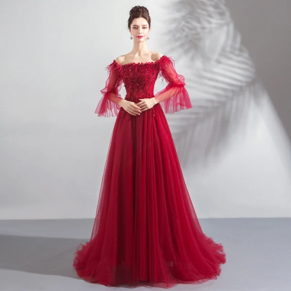 Glamour Bordeaux Robe De Soirée 2019 Princesse De l'épaule Gonflée Manches Longues Plumes Appliques En Dentelle Perlage Faux Diamant Longue Volants Dos Nu Robe De Ceremonie