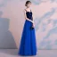 Abordable Bleu Roi Daim Robe De Soirée 2019 Princesse épaules Sans Manches Faux Diamant Longue Volants Dos Nu Robe De Ceremonie
