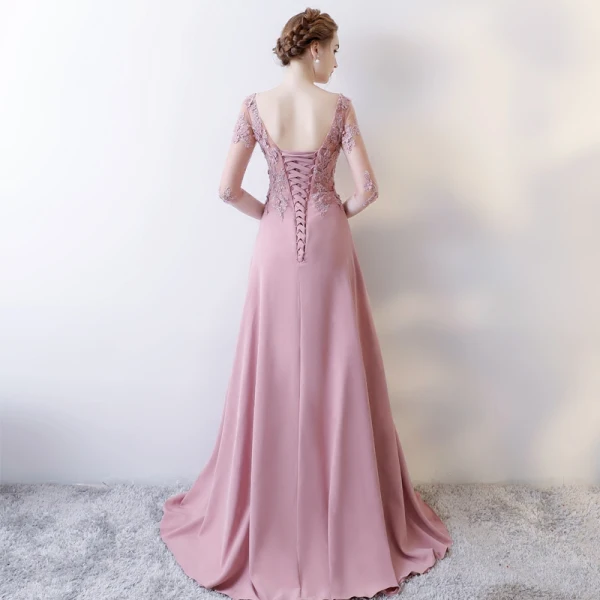 Illusion Rose Bonbon Robe De Soirée 2018 Princesse Encolure Dégagée 1/2 Manches Appliques Percé En Dentelle Faux Diamant Train De Balayage Volants Dos Nu Robe De Ceremonie