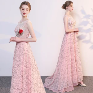 Abordable Perle Rose Robe De Soirée 2019 Princesse Encolure Dégagée Sans Manches Appliques En Dentelle Perle Faux Diamant Train De Balayage Volants Dos Nu Robe De Ceremonie