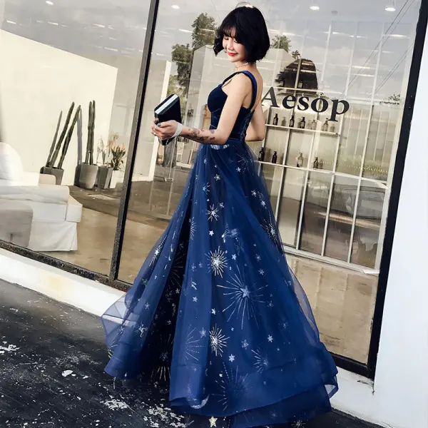 Chic / Belle Bleu Marine Robe De Soirée 2019 Princesse épaules Sans Manches Ceinture Glitter Étoile Longue Volants Dos Nu Robe De Ceremonie