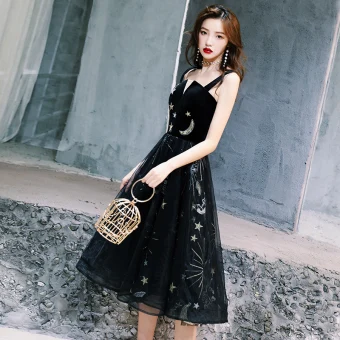 Chic Belle Robe Noire Courte 2019 Princesse Épaules Sans Manches Étoile Brodé Glitter Paillettes Thé Longueur Volants Dos Nu Robe De Graduation
