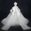 Vintage Ivory / Creme Brautkleider / Hochzeitskleider 2018 Ballkleid Durchsichtige V-Ausschnitt Ärmellos Rückenfreies Kathedrale Schleppe Rüschen
