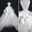 Vintage Ivory / Creme Brautkleider / Hochzeitskleider 2018 Ballkleid Durchsichtige V-Ausschnitt Ärmellos Rückenfreies Kathedrale Schleppe Rüschen