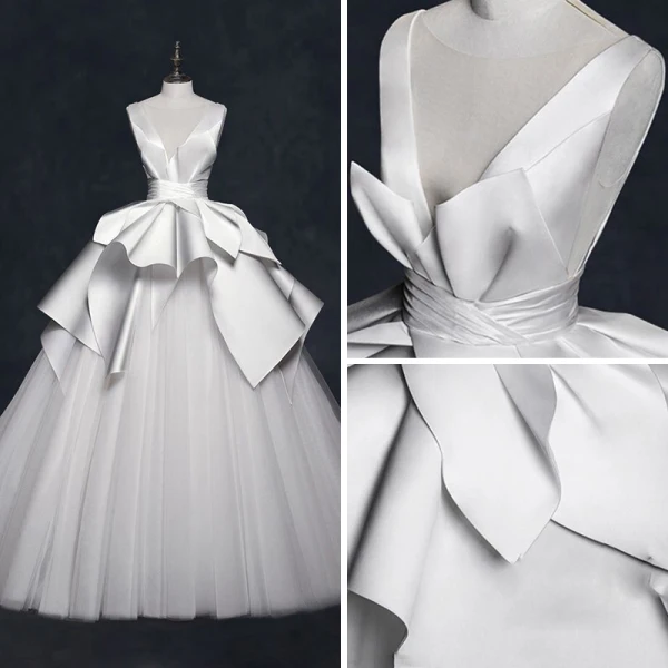 Vintage Ivory / Creme Brautkleider / Hochzeitskleider 2018 Ballkleid Durchsichtige V-Ausschnitt Ärmellos Rückenfreies Kathedrale Schleppe Rüschen