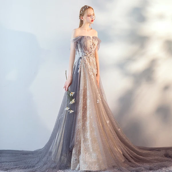 Fabulous Grey Evening Dresses  2019 A-Line / Princess Off-The-Shoulder Short Sleeve Appliques Flower Court Train Ruffle Backless Formal Dresses