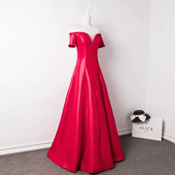 Glamorous Burgundy Evening Dresses 2018 A-Line / Princess Off-The-Shoulder Short Sleeve Pearl Beading Crystal Floor-Length / Long Ruffle Backless Formal Dresses