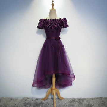 Moderne Mode Grape De Retour Robe De Graduation 2017 Princesse De L Épaule Manches Courtes En Dentelle Appliques Fleur Ceinture Asymétrique Dos Nu Robe De Ceremonie