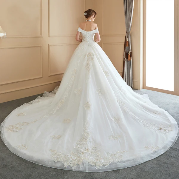 Modern / Fashion Ivory Wedding Dresses 2019 Ball Gown Off-The-Shoulder Short Sleeve Backless Appliques Lace Pearl Royal Train Ruffle