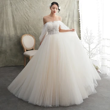 Stilig Champagne Bröllopsklänningar 2019 Prinsessa Axelbandslös Korta Ärm Halterneck Beading Svep Tåg Ruffle