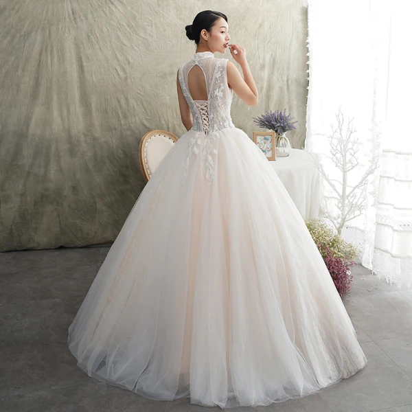 Vintage / Retro Champagne Outdoor / Garden Wedding Dresses 2019 A-Line / Princess High Neck Sleeveless Backless Appliques Lace Beading Floor-Length / Long Ruffle