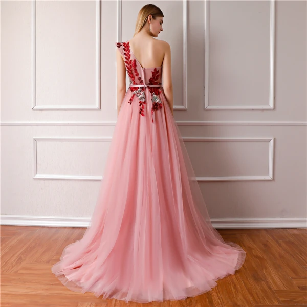Élégant Rose Bonbon Robe De Soirée 2019 Princesse Une épaule Sans Manches Ceinture Brodé Tribunal Train Volants Dos Nu Robe De Ceremonie