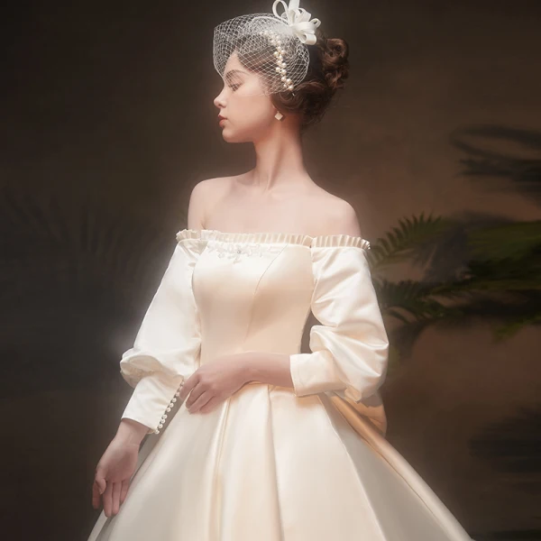 Vintage / Retro Ivory Satin Winter Wedding Dresses 2019 Princess Scoop Neck Puffy 3/4 Sleeve Backless Bow Chapel Train Ruffle