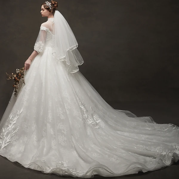 Vintage Ivory / Creme Durchsichtige Brautkleider / Hochzeitskleider 2019 Ballkleid Stehkragen Geschwollenes 3/4 Ärmel Rückenfreies Applikationen Spitze Kapelle-Schleppe Rüschen