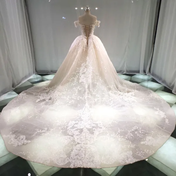 Stunning Champagne Wedding Dresses 2019 Princess Off-The-Shoulder Short Sleeve Backless Appliques Lace Beading Glitter Tulle Cathedral Train Ruffle