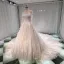 Beste Champagne Brudekjoler 2019 Prinsesse Av Skulderen Kjæreste Langermede Ryggløse Appliques Blonder Krystall Beading Glitter Tyll Cathedral Train Buste