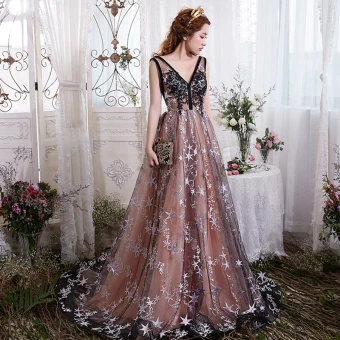 Chic Beautiful Champagne Evening Dresses 2017 A Line Princess V Neck 1 2 Sleeves Appliques Star Court Train Backless Formal Dresses