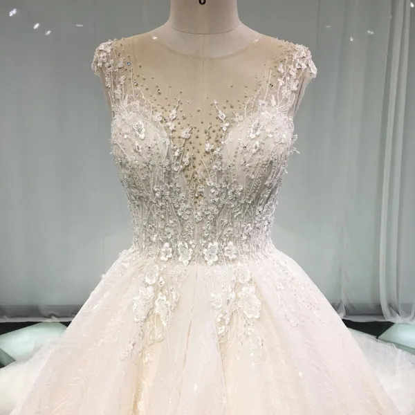 Élégant Champagne Transparentes Robe De Mariée 2019 Princesse Encolure Dégagée Sans Manches Dos Nu Appliques En Dentelle Perle Perlage Glitter Tulle Cathedral Train Volants