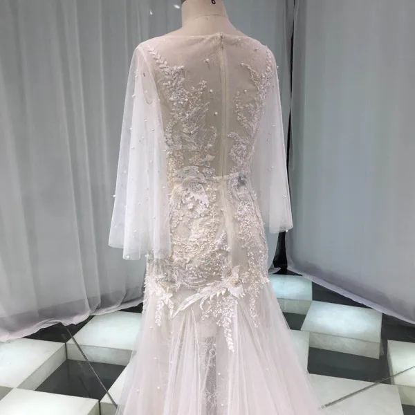 Illusion Sexy See-through Beach Summer Ivory Trumpet / Mermaid Wedding Dresses 2019 Scoop Neck Long Sleeve Appliques Lace Pearl Court Train Ruffle