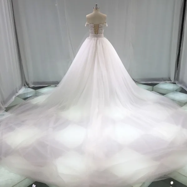 Luksus Champagne Brudekjoler 2019 Trompet / Havfrue Kjæreste Av Skulderen Korte Ermer Ryggløse Appliques Blonder Beading Perle Avtakbar Cathedral Train
