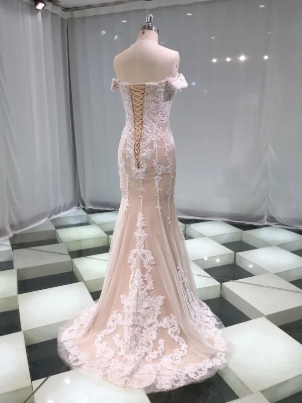 Luksus Champagne Brudekjoler 2019 Trompet / Havfrue Kjæreste Av Skulderen Korte Ermer Ryggløse Appliques Blonder Beading Perle Avtakbar Cathedral Train