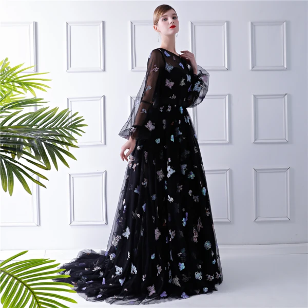 Romantique Noire Transparentes Robe De Soirée 2019 Princesse Encolure Dégagée Gonflée Manches Longues Appliques Paillettes Brodé Train De Balayage Volants Robe De Ceremonie
