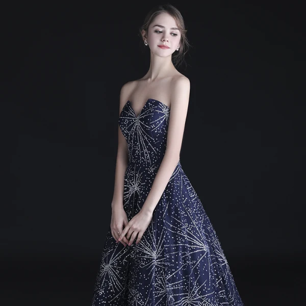 Bling Bling Mørk Marineblå Ballkjoler 2018 Prinsesse Kjæreste Uten Ermer Beading Rhinestone Chapel Train Buste Ryggløse Formelle Kjoler
