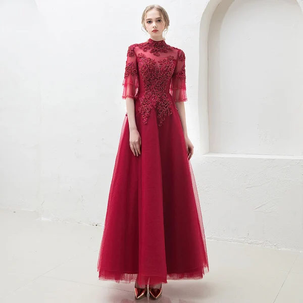 Vintage / Originale Bordeaux Transparentes Robe De Bal 2019 Princesse Col Haut Manches de cloche Appliques En Dentelle Perlage Longue Volants Dos Nu Robe De Ceremonie