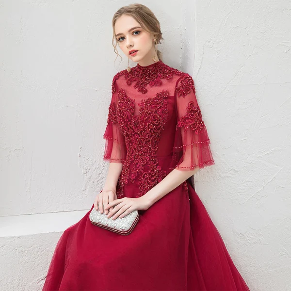 Vintage / Originale Bordeaux Transparentes Robe De Bal 2019 Princesse Col Haut Manches de cloche Appliques En Dentelle Perlage Longue Volants Dos Nu Robe De Ceremonie