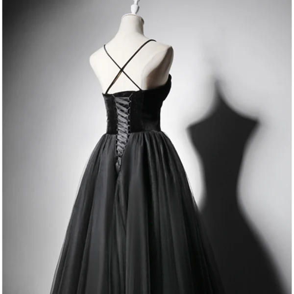 Modest / Simple Black Suede Prom Dresses 2019 A-Line / Princess Spaghetti Straps Sleeveless Floor-Length / Long Ruffle Backless Formal Dresses