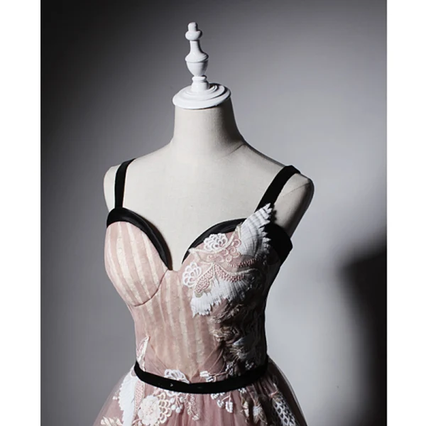 Elegant Pearl Pink Prom Dresses 2019 A-Line / Princess Shoulders Sleeveless Appliques Lace Sash Floor-Length / Long Ruffle Backless Formal Dresses