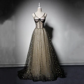 Moderne Mode Noire Robe De Bal 2019 Princesse Bretelles Spaghetti Sans Manches Glitter Étoile Longue Volants Dos Nu Robe De Ceremonie