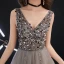 Chic Gris Robe De Soirée 2019 Princesse Col v profond Sans Manches Paillettes Perlage Longue Volants Dos Nu Robe De Ceremonie