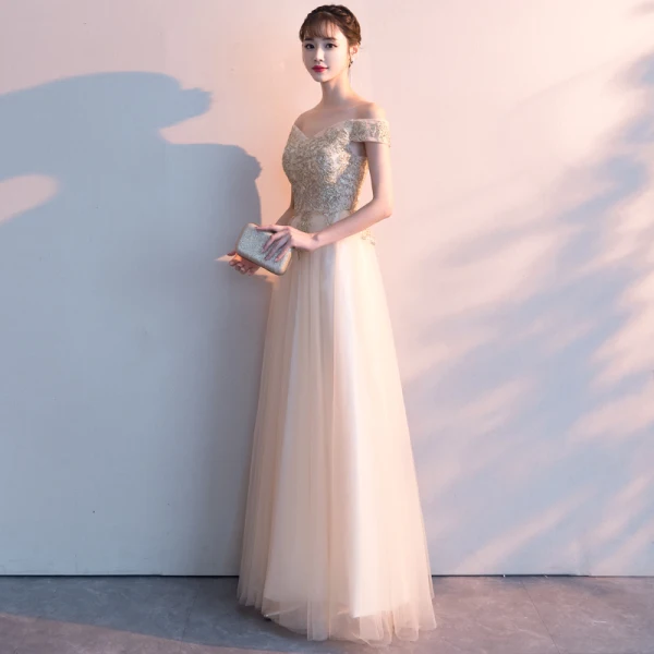 Affordable Gold Evening Dresses 2019 A-Line / Princess Off-The-Shoulder Short Sleeve Appliques Lace Rhinestone Floor-Length / Long Ruffle Backless Formal Dresses