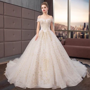 Chic Belle Robe De Mariée Champagne 2019 Princesse De L 039 Épaule Manches Courtes Dos Nu Étoile Appliques En Dentelle Perle Perlage Cathedral Train Volants