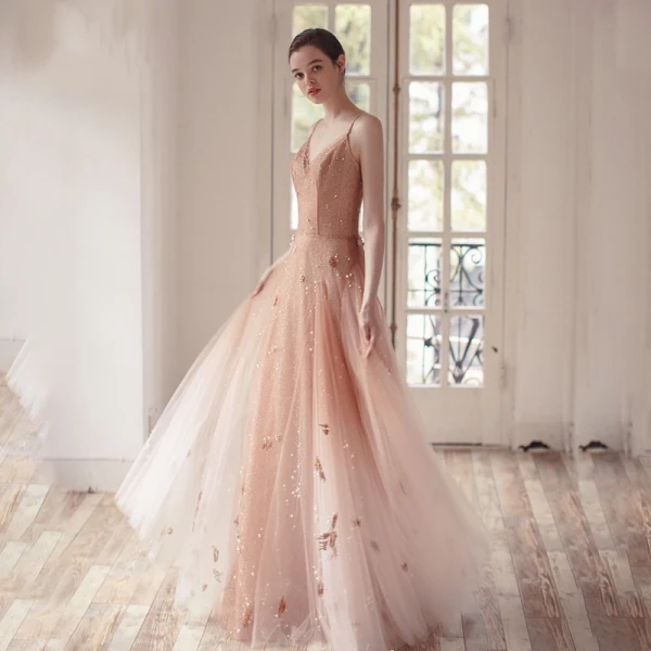 Fabuleux Champagne Dégradé De Couleur Robe De Soirée 2019 Princesse Bretelles Spaghetti Col v profond Sans Manches Glitter Tulle Perlage Longue Volants Dos Nu Robe De Ceremonie