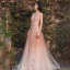 Fabuleux Champagne Dégradé De Couleur Robe De Soirée 2019 Princesse Bretelles Spaghetti Col v profond Sans Manches Glitter Tulle Perlage Longue Volants Dos Nu Robe De Ceremonie