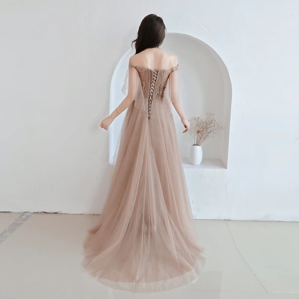 Illusion Champagner Abendkleider 2019 A Linie Off Shoulder 1/2 Ärmel Applikationen Spitze Perlenstickerei Sweep / Pinsel Zug Rüschen Rückenfreies Festliche Kleider
