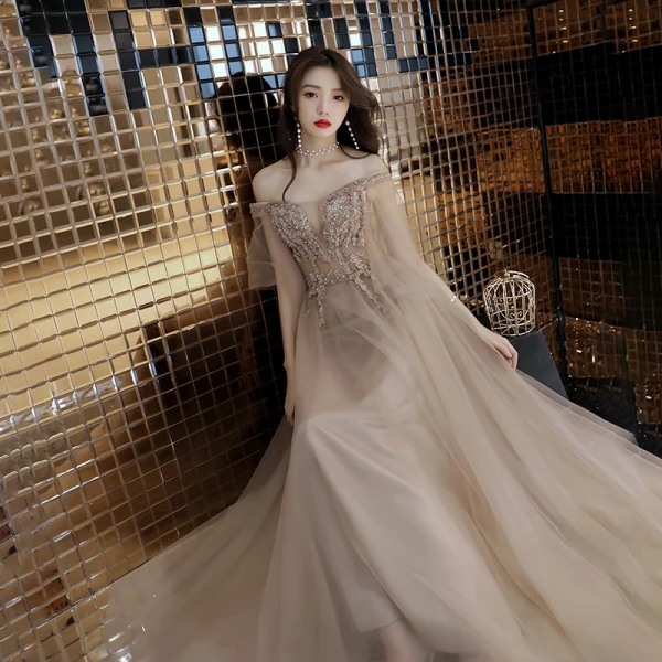Illusion Champagner Abendkleider 2019 A Linie Off Shoulder 1/2 Ärmel Applikationen Spitze Perlenstickerei Sweep / Pinsel Zug Rüschen Rückenfreies Festliche Kleider
