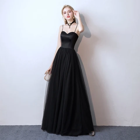 Niedrogie Czarne Sukienki Na Bal 2019 Princessa Spaghetti Pasy Bez Rękawów Długie Wzburzyć Bez Pleców Sukienki Wizytowe