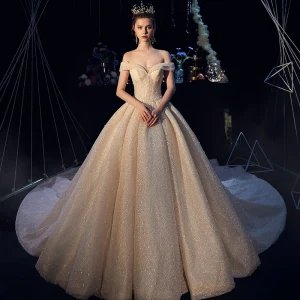 Luksus Champagne Glitter Brudekjoler 2019 Ballkjole Av Skulderen Korte Ermer Ryggløse Beading Perle Cathedral Train Buste