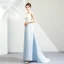 Elegante Himmelblau Satin Brautjungfernkleider 2019 A Linie Eckiger Ausschnitt Ärmellos Stoffgürtel Applikationen Blumen Perlenstickerei Sweep / Pinsel Zug Rückenfreies Kleider Für Hochzeit