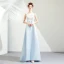 Elegante Himmelblau Satin Brautjungfernkleider 2019 A Linie Eckiger Ausschnitt Ärmellos Stoffgürtel Applikationen Blumen Perlenstickerei Sweep / Pinsel Zug Rückenfreies Kleider Für Hochzeit